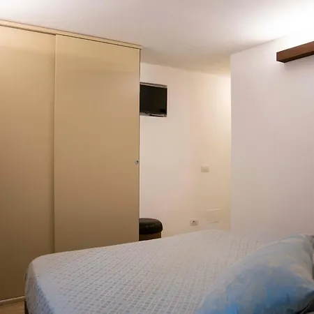 Апартаменты Le Rondini - Courtyard With Balcony & Terrace