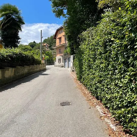Le Rondini - Courtyard With Balcony & Terrace