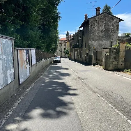 Le Rondini - Courtyard With Balcony & Terrace * Lesa